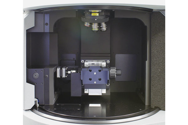 JASCO Raman microscope flexible sample stage space